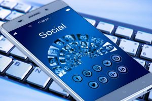 dati facebook social
